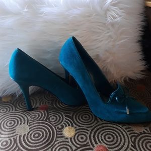White House Black market turquoise high heels.